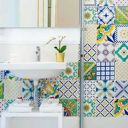 - Palazzo Della Storia