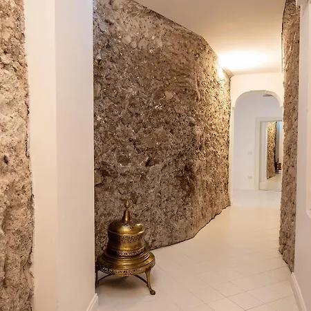 - Palazzo Della Storia Villa Amalfi