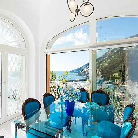 - Palazzo Della Storia