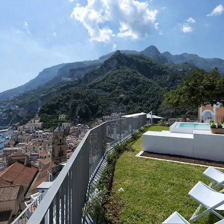 - Palazzo Della Storia Villa Amalfi