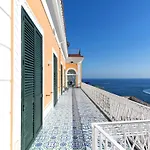 - Palazzo Della Storia * Amalfi