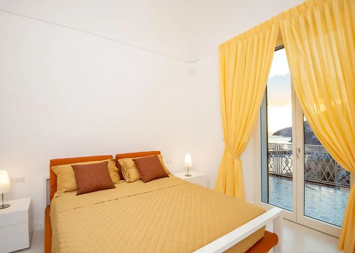 - Palazzo Della Storia Amalfi