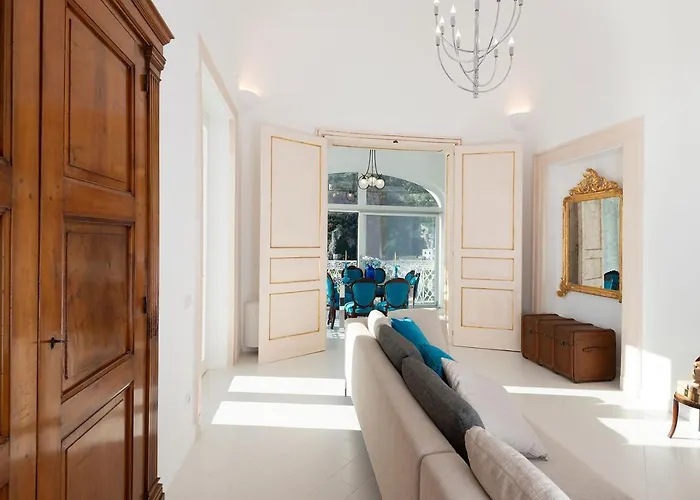 - Palazzo Della Storia Villa Amalfi