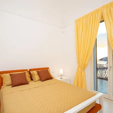 - Palazzo Della Storia Αμάλφι