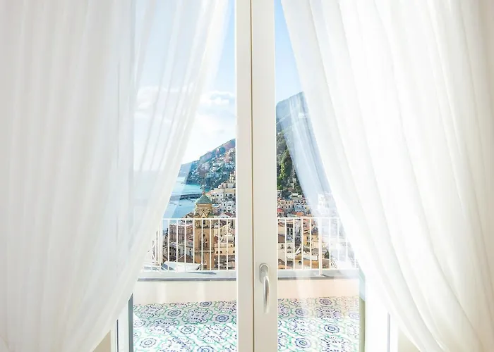 - Palazzo Della Storia Amalfi