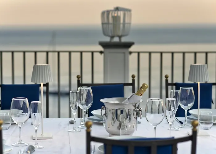 - Palazzo Della Storia Βίλα